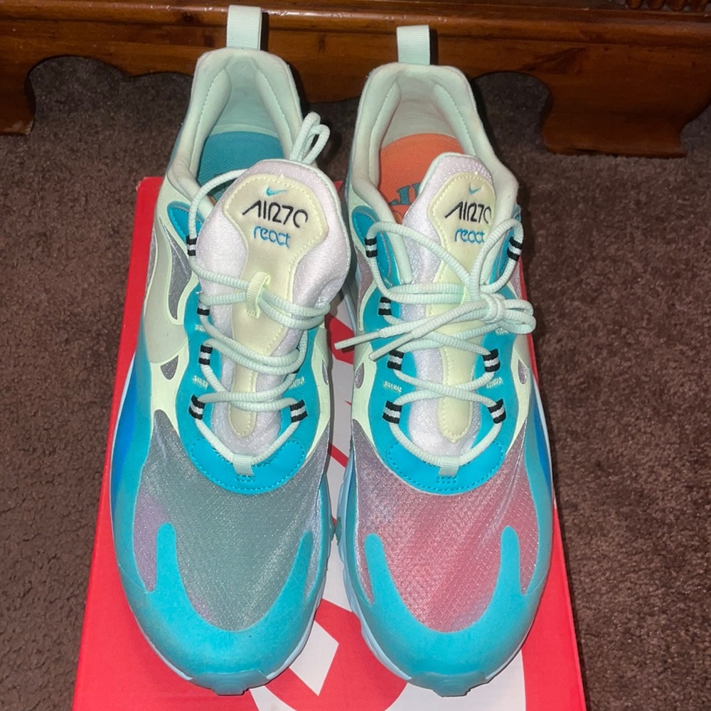 Nike air max 270